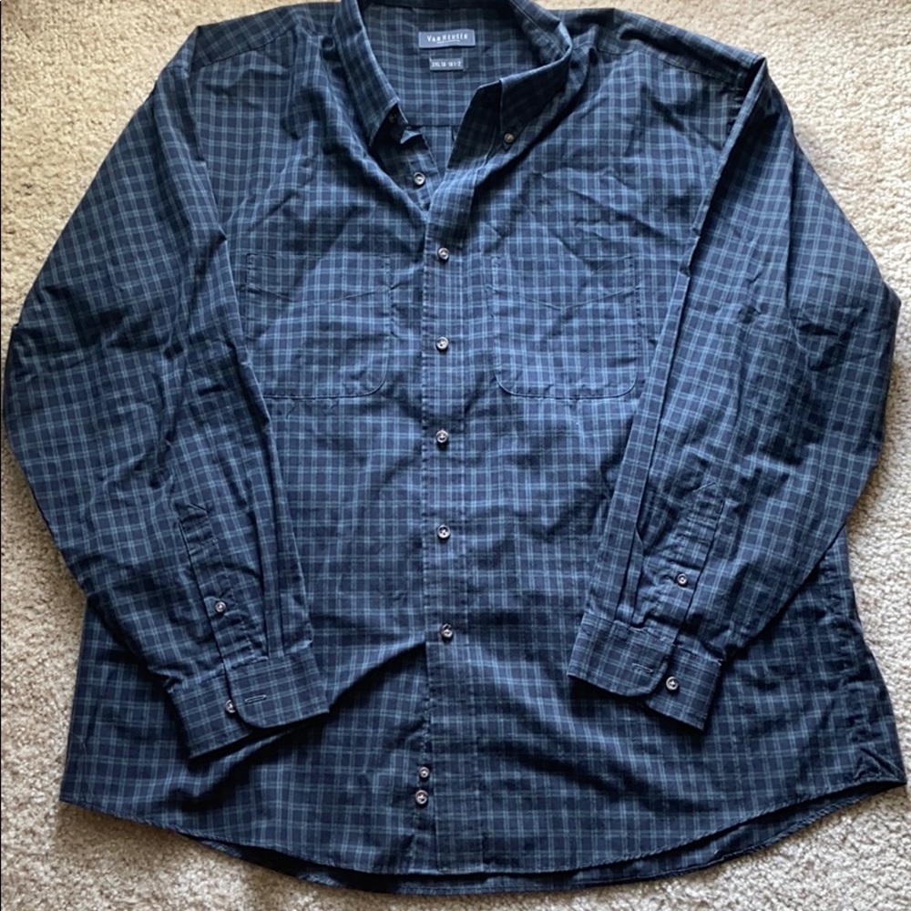 Van Heusen Men's button down shirt in Navy & Green